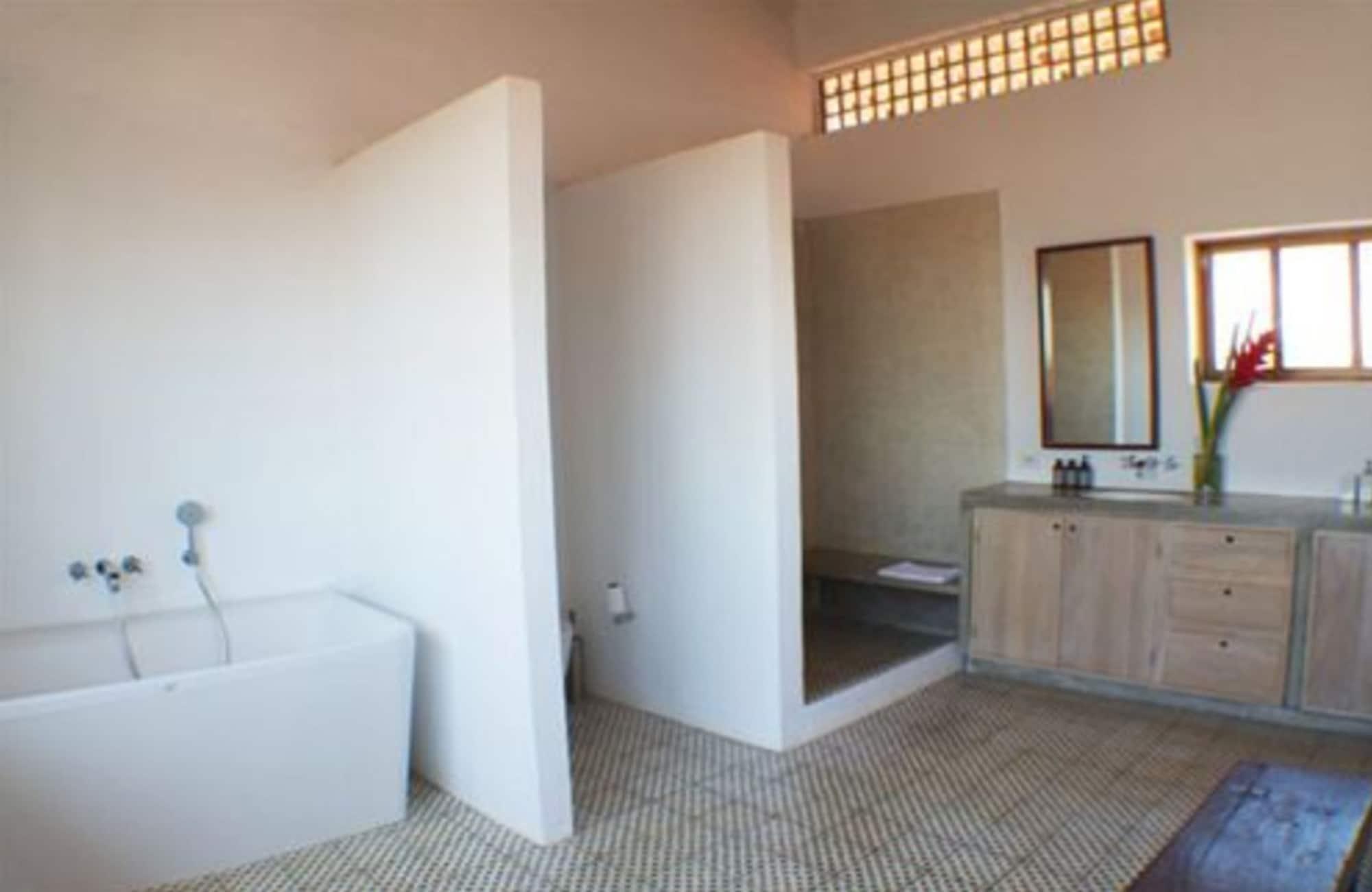 Los Patios Hotel グラナダ エクステリア 写真