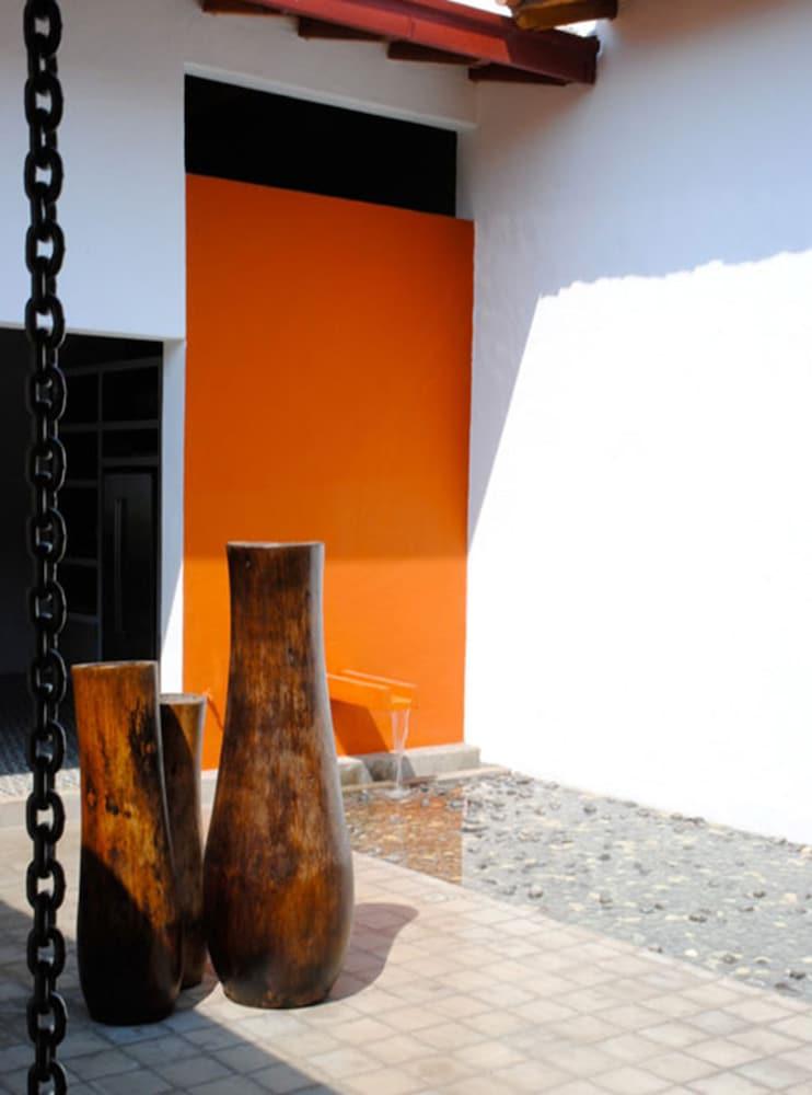 Los Patios Hotel グラナダ エクステリア 写真