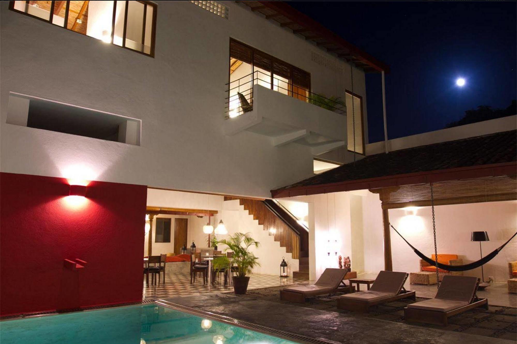 Los Patios Hotel グラナダ エクステリア 写真